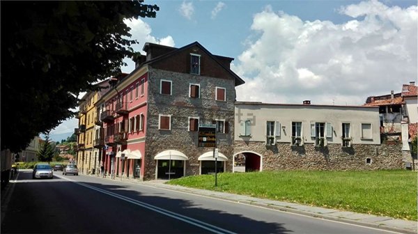 appartamento in vendita a Biella in zona Centro Città