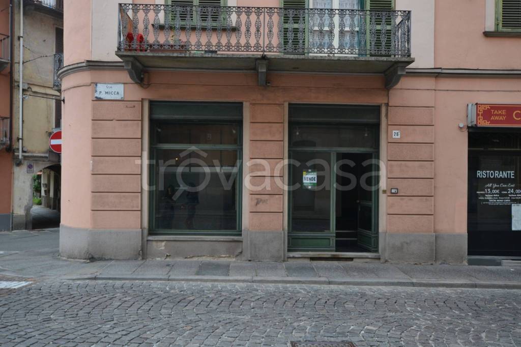 appartamento in vendita a Biella in zona Via Pietro Micca