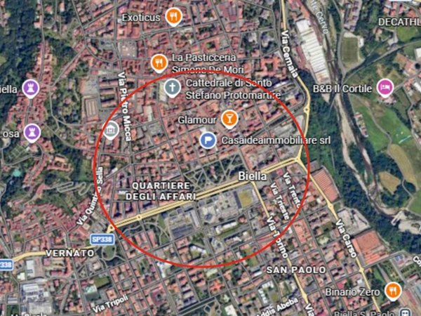negozio in vendita a Biella in zona Centro Città