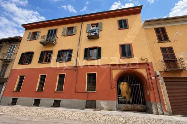 appartamento in vendita a Biella in zona Centro Città
