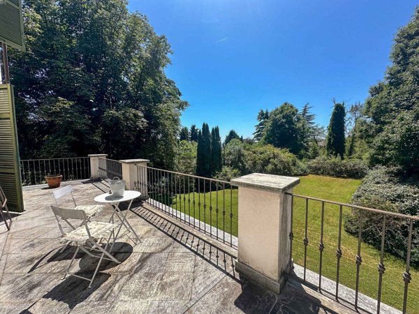 villa in vendita a Biella in zona Riva