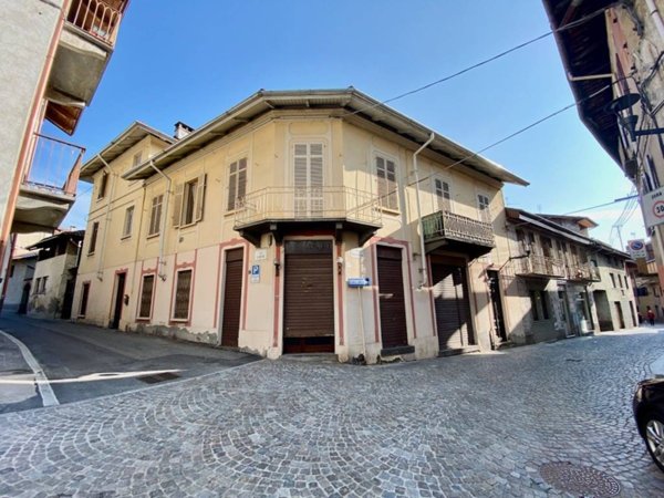 appartamento in vendita a Biella in zona Chiavazza