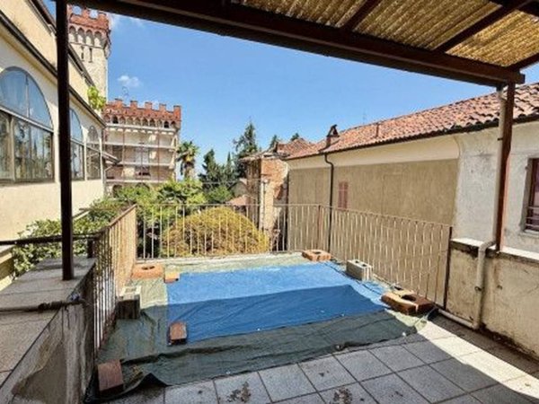 appartamento in vendita a Biella in zona Piazzo