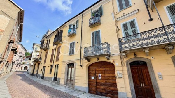 appartamento in vendita a Biella in zona Centro Città