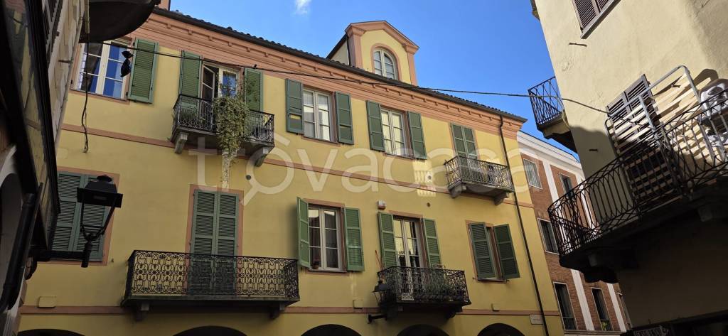 appartamento in vendita a Biella in zona Centro Città