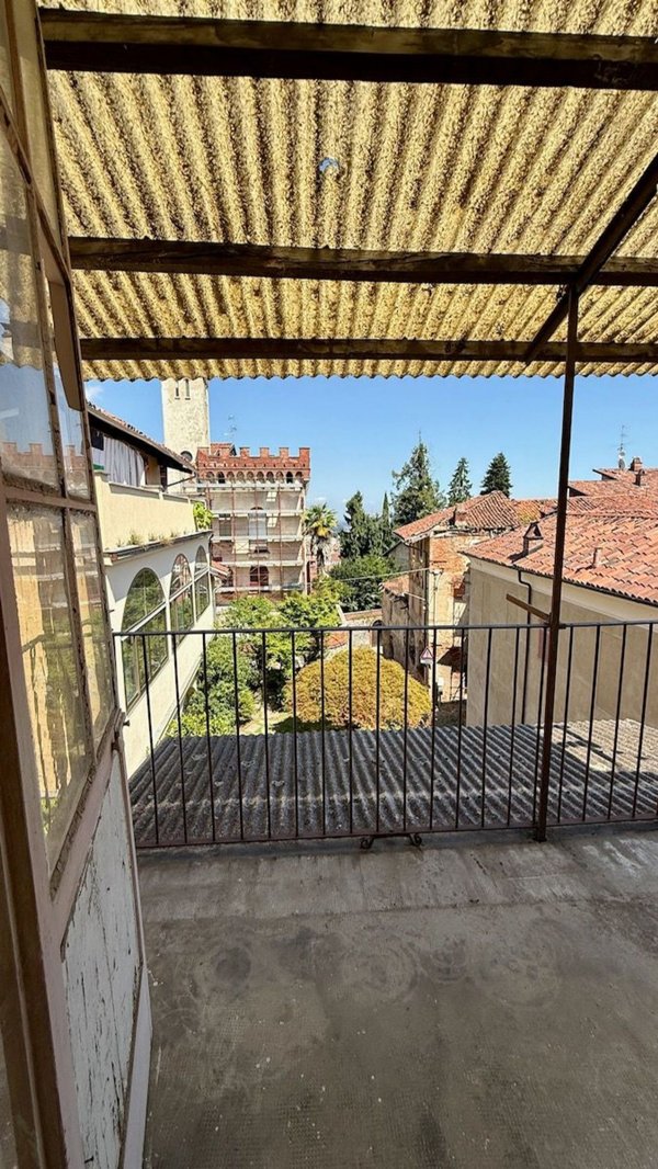 appartamento in vendita a Biella in zona Piazzo