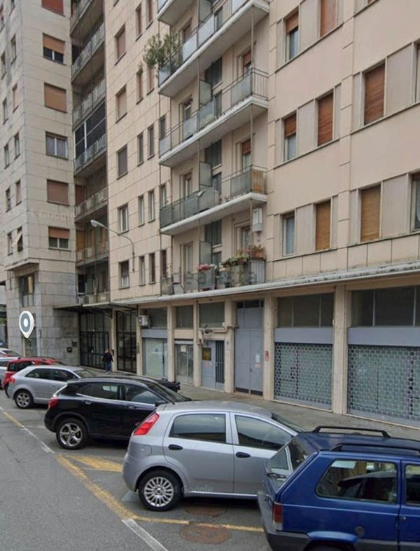 locale commerciale in vendita a Biella in zona Via Pietro Micca