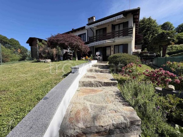 casa indipendente in vendita a Biella in zona Pavignano