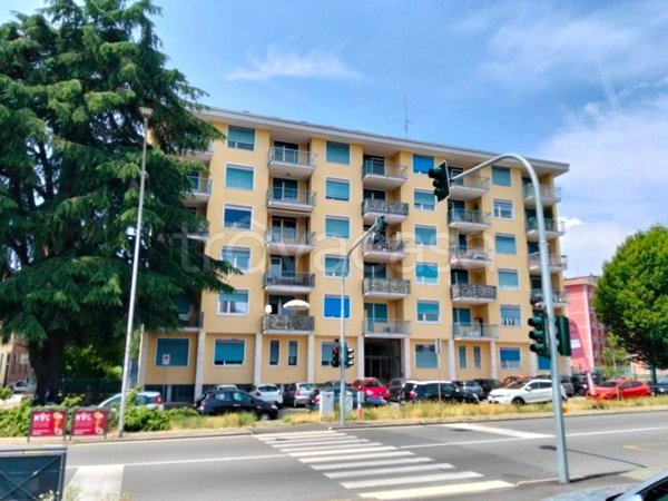 appartamento in vendita a Biella in zona Via Carso