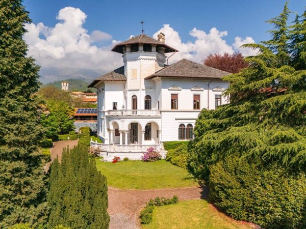 casa indipendente in vendita a Biella in zona Riva
