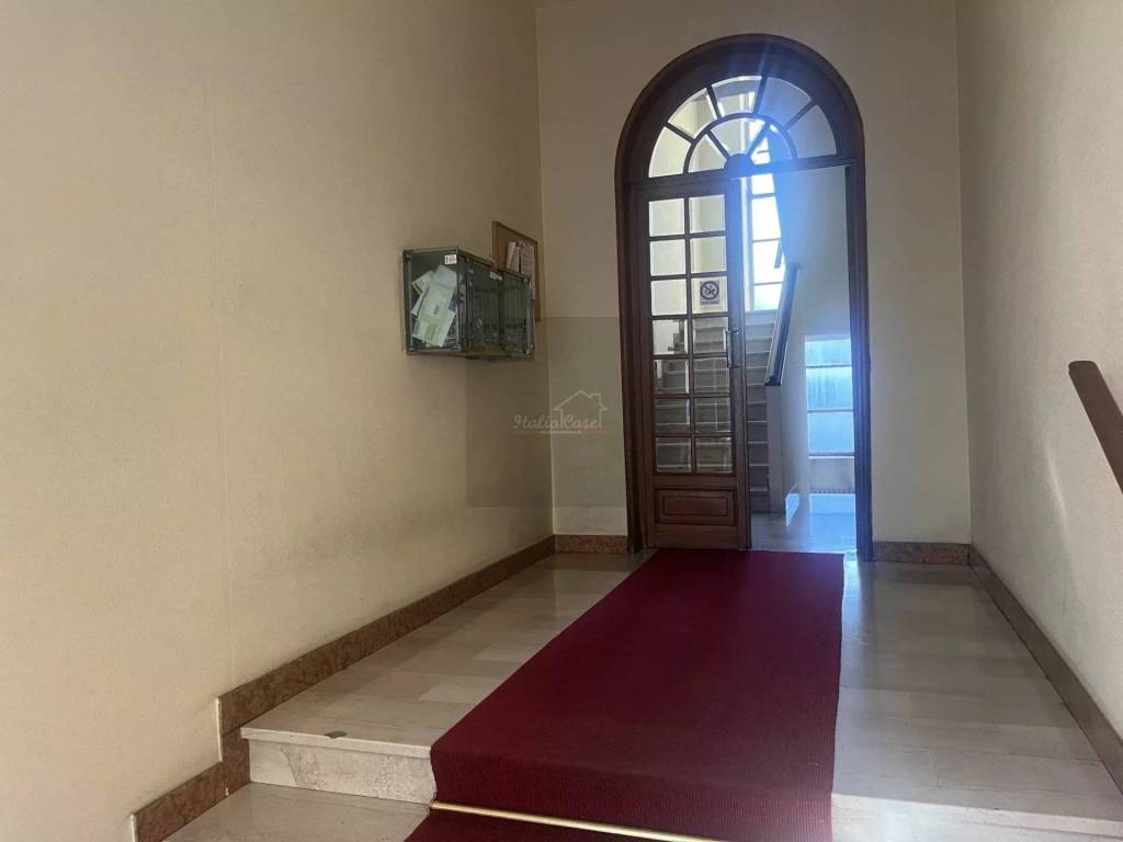 appartamento in vendita a Biella in zona Centro Città