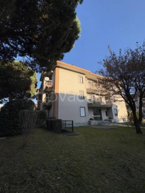 appartamento in vendita a Biella in zona Corso Europa