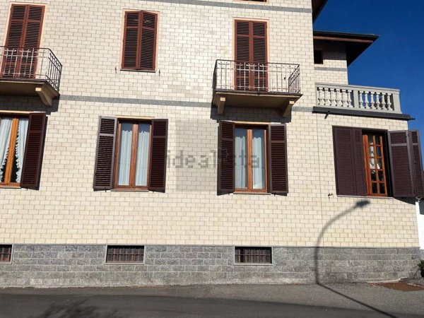 appartamento in vendita a Biella in zona Centro Città