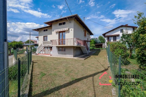 casa indipendente in vendita a Biella in zona Pavignano