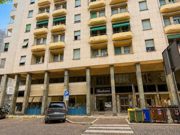 appartamento in vendita a Biella in zona Centro Città