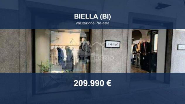 appartamento in vendita a Biella in zona Centro Città