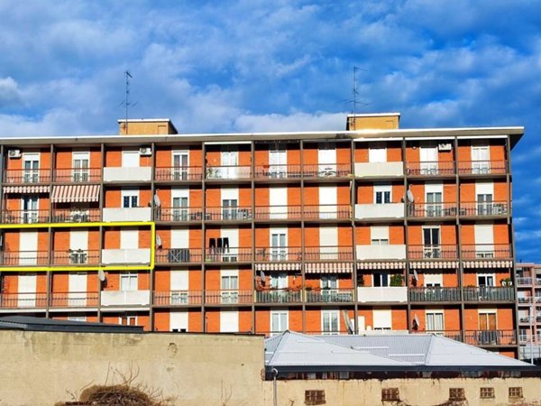 appartamento in vendita a Biella in zona Viale Macallè