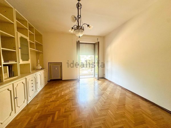 appartamento in vendita a Biella in zona Centro Città