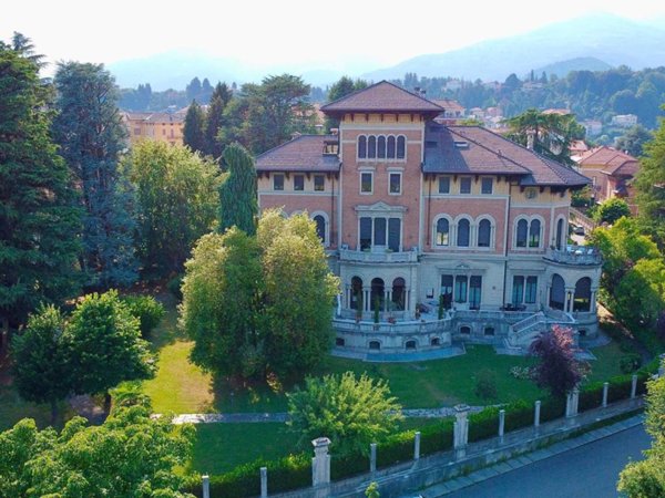 appartamento in vendita a Biella in zona Centro Città