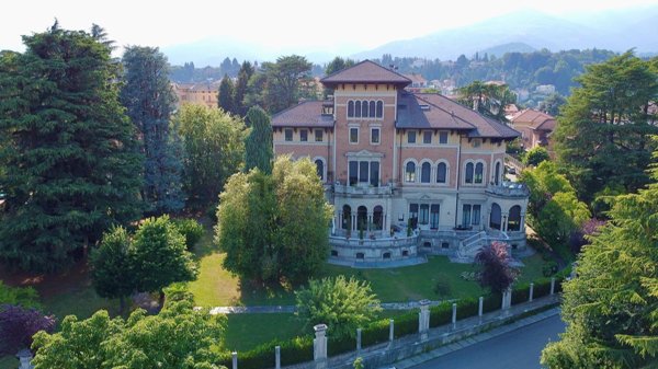 appartamento in vendita a Biella in zona Centro Città