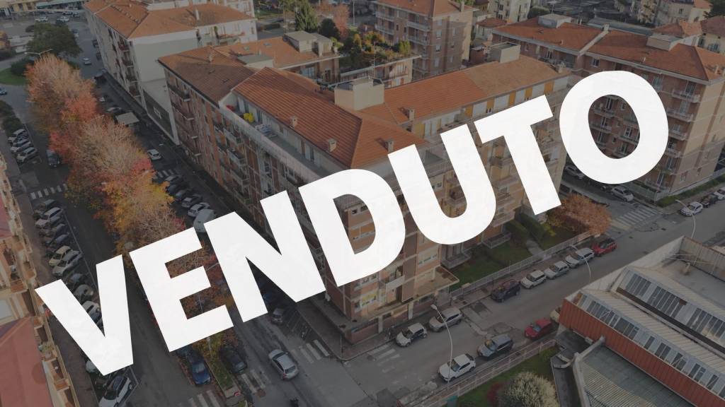 appartamento in vendita a Biella in zona Viale Roma