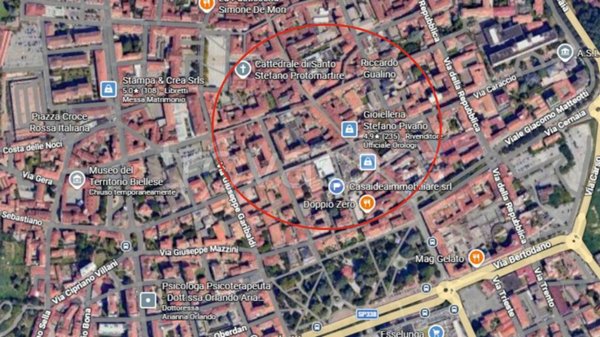 appartamento in vendita a Biella in zona Centro Città