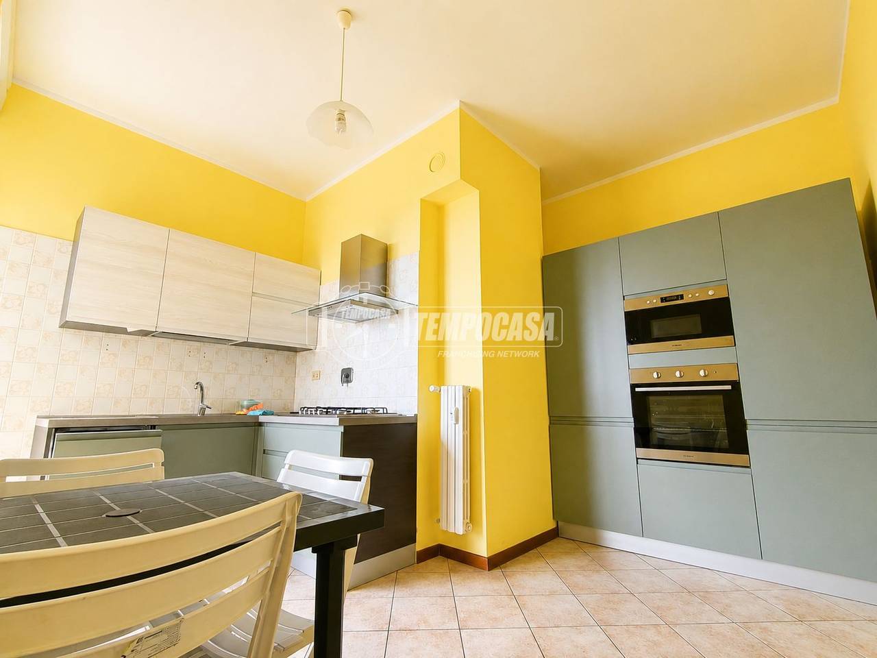 appartamento in vendita a Biella in zona Centro Città