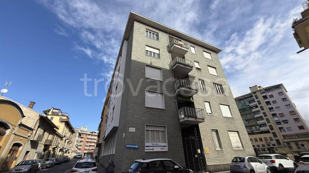 appartamento in vendita a Biella in zona Via Pietro Micca