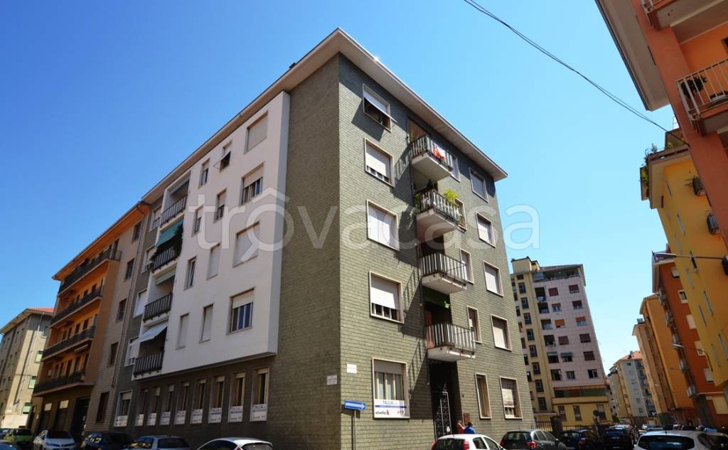 appartamento in vendita a Biella in zona Centro Città