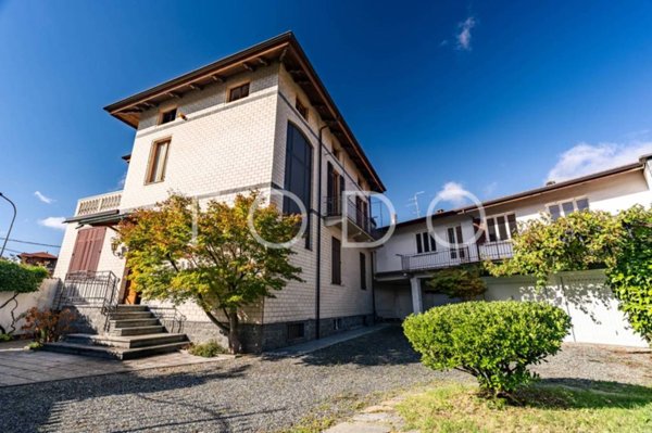 casa indipendente in vendita a Biella