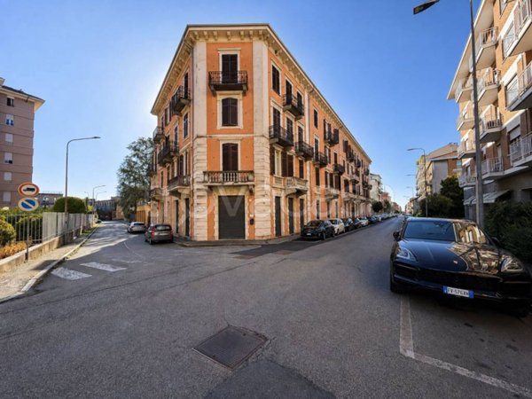 appartamento in vendita a Biella in zona Centro Città