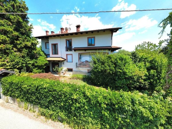 appartamento in vendita a Biella in zona Cossila