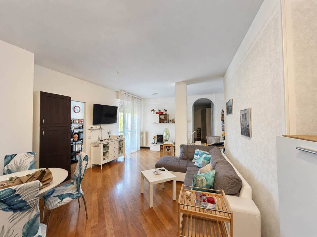 appartamento in vendita a Biella in zona Centro Città