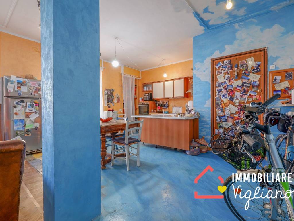 appartamento in vendita a Biella in zona Viale Macallè