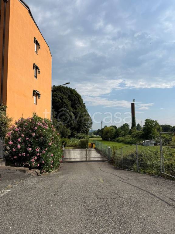 box auto in vendita a Biella