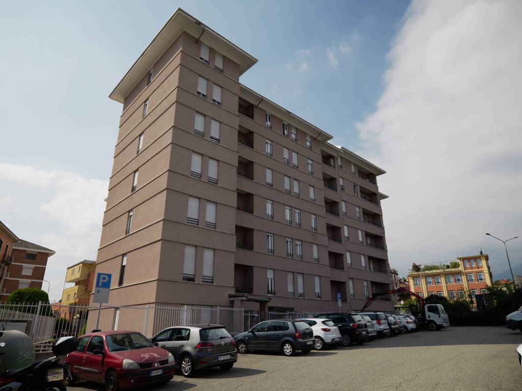 appartamento in vendita a Biella in zona Via Carso