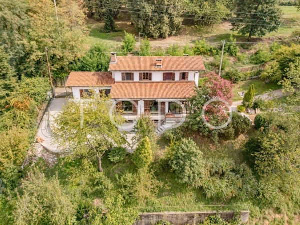 casa indipendente in vendita a Biella in zona Vandorno