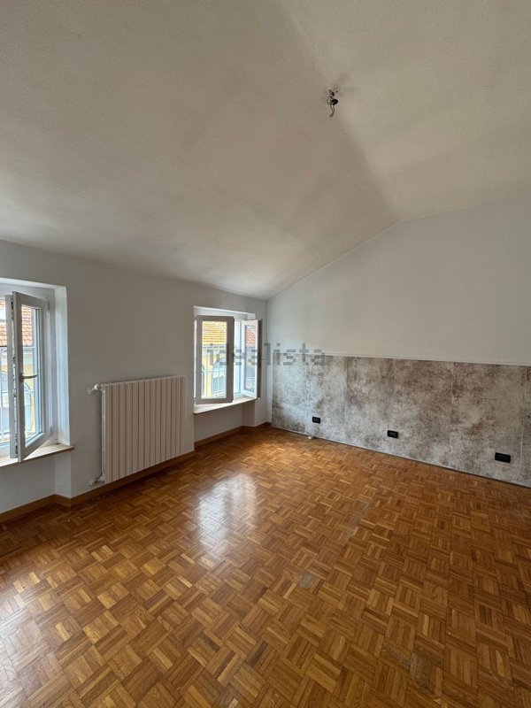 appartamento in vendita a Biella in zona Centro Città