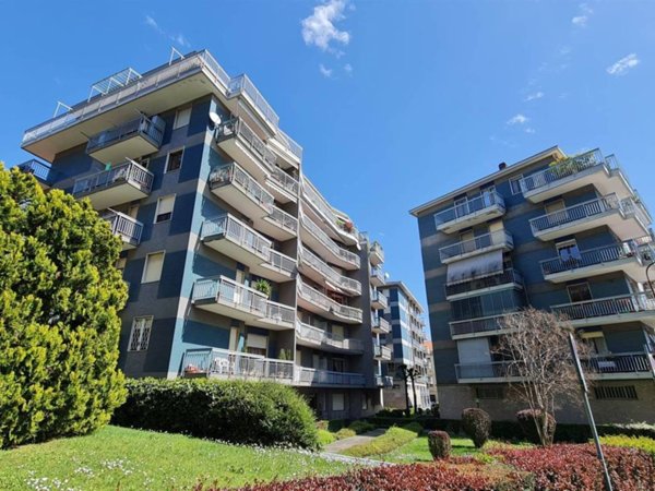 appartamento in vendita a Biella in zona Centro Città