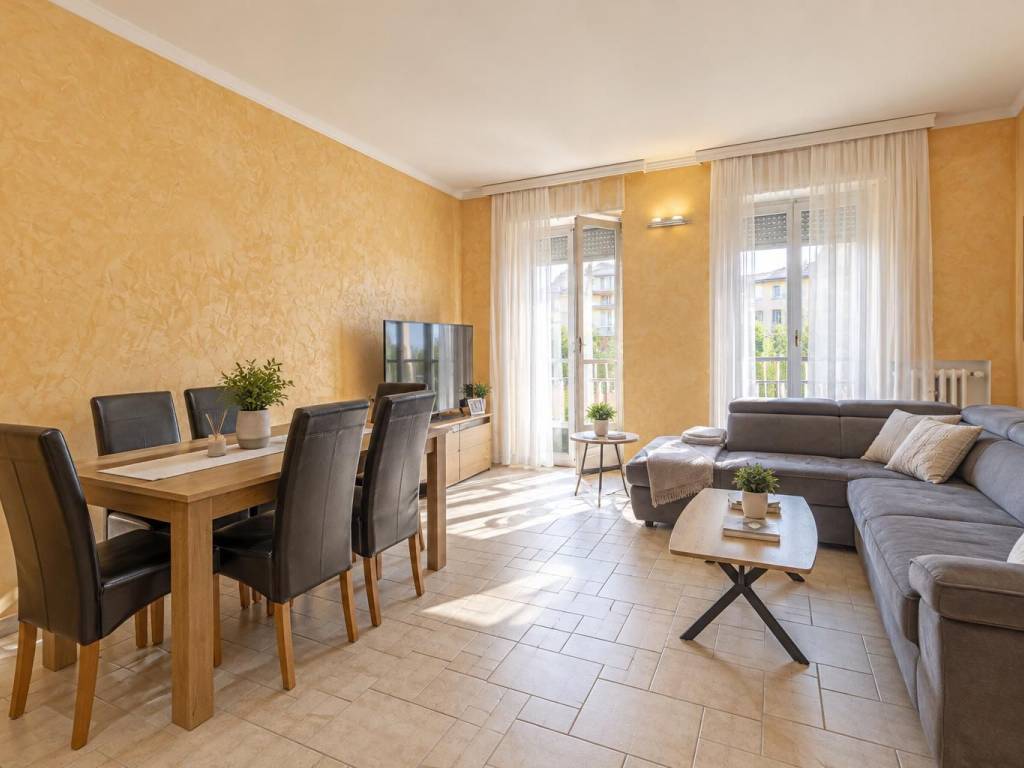 appartamento in vendita a Biella in zona Centro Città