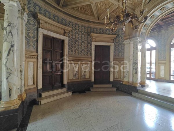 appartamento in vendita a Biella in zona Centro Città