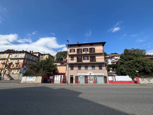 casa indipendente in vendita a Biella in zona San Biagio