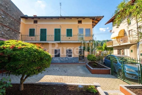 casa indipendente in vendita a Biella in zona Chiavazza