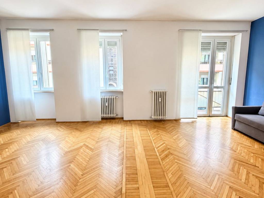 appartamento in vendita a Biella in zona Centro Città