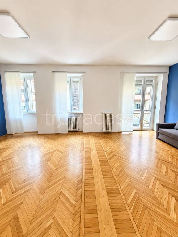 appartamento in vendita a Biella in zona Centro Città