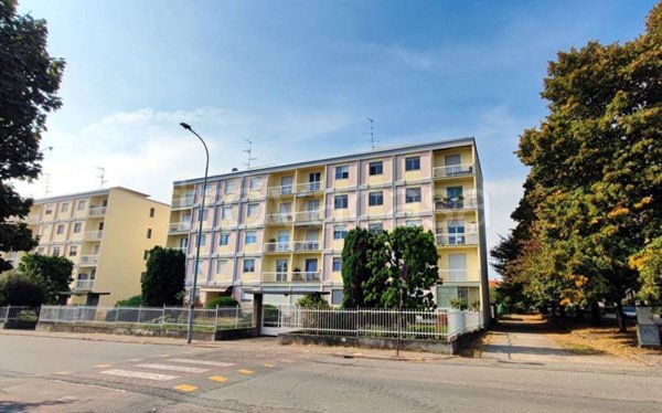 appartamento in vendita a Biella in zona Centro Città