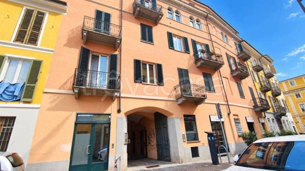 appartamento in vendita a Biella in zona Centro Città
