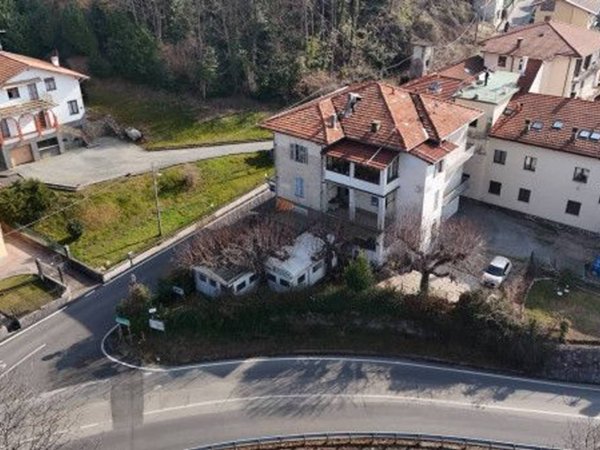 appartamento in vendita a Biella in zona Cossila