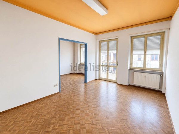 appartamento in vendita a Biella in zona Centro Città