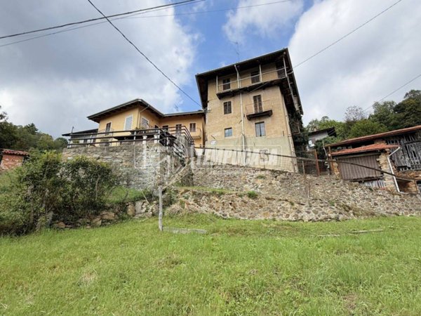 casa indipendente in vendita a Bioglio
